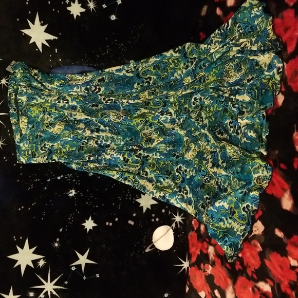 WAS $72. ENDLESS KNOT ART 100% Fully lined Nylon A-line Midi Skirt - Picture 3 of 15